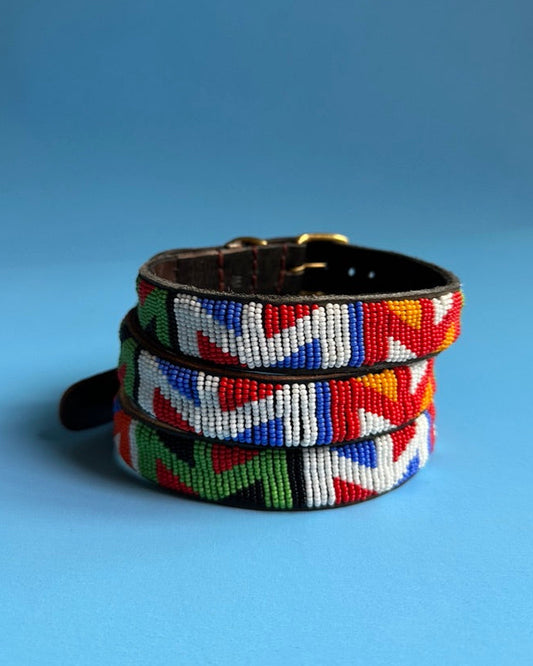 Pembatatu Triangle Collar Large